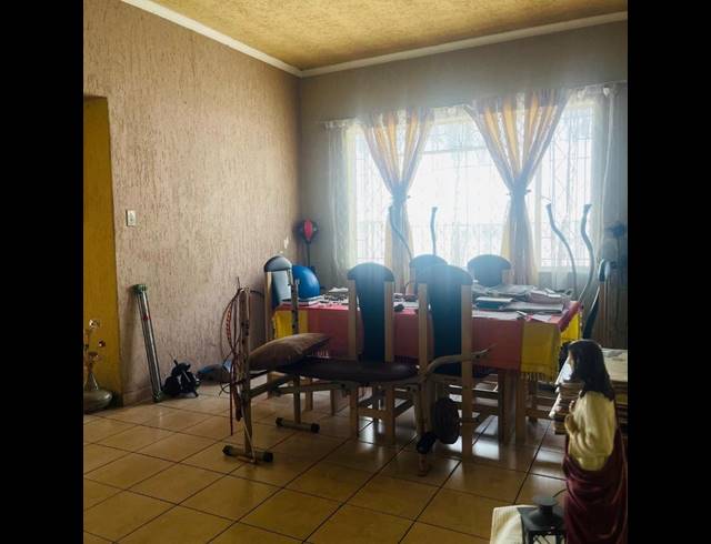 4 BEDROOM HOUSE FOR SALE IN KENSINGTON